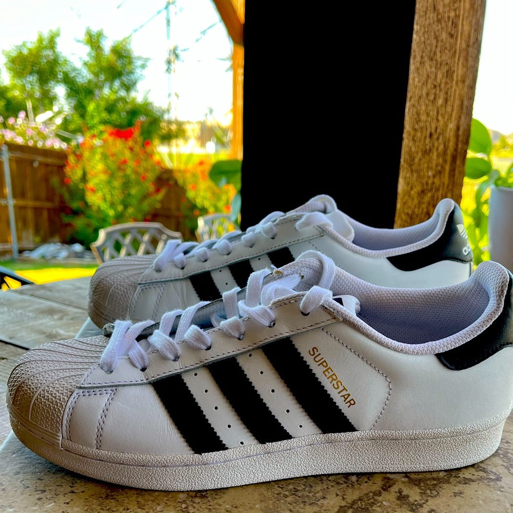 Adidas Superstar Shoe Men’s 8.5